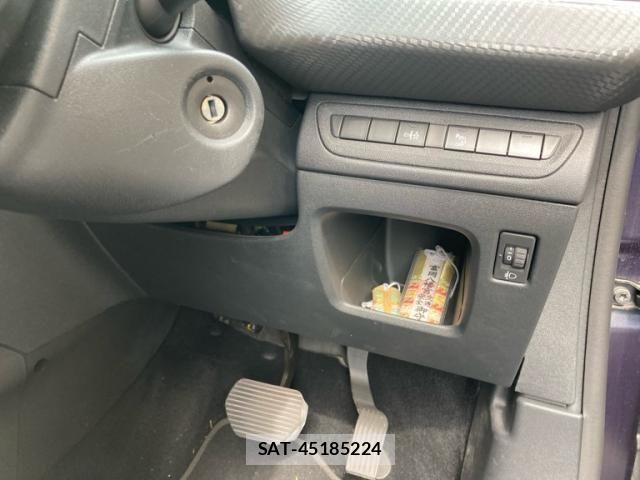 Peugeot 208 2018-12 8316356-18