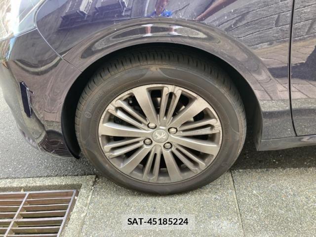 Peugeot 208 2018-12 8316356-7