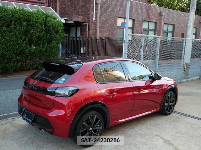 Peugeot 208 2021-08 8316353-4