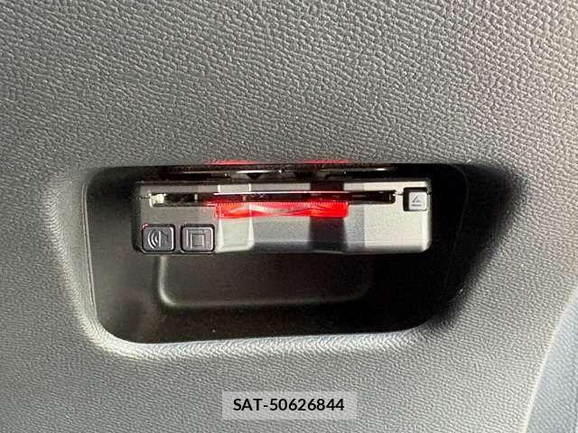 Peugeot 208 2022-04 8316352-15