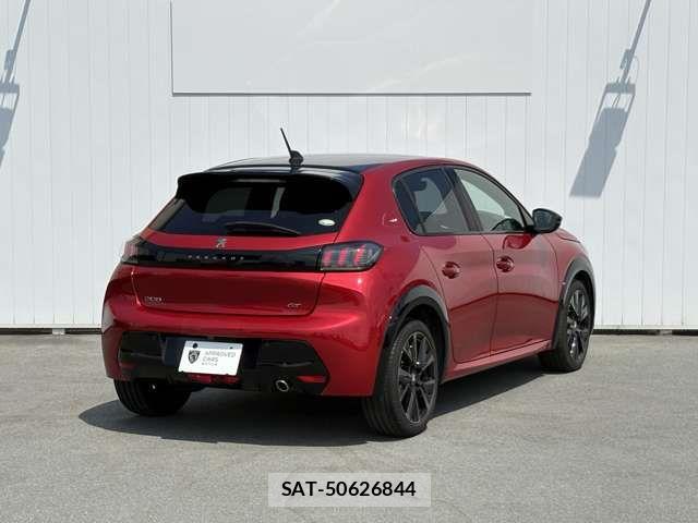 Peugeot 208 2022-04 8316352-4