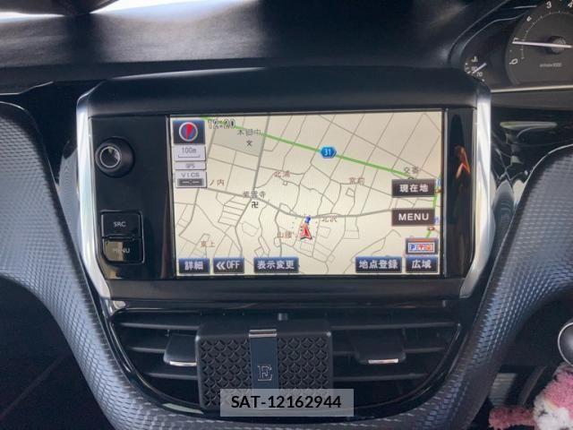 Peugeot 208 2018-05 8316354-16