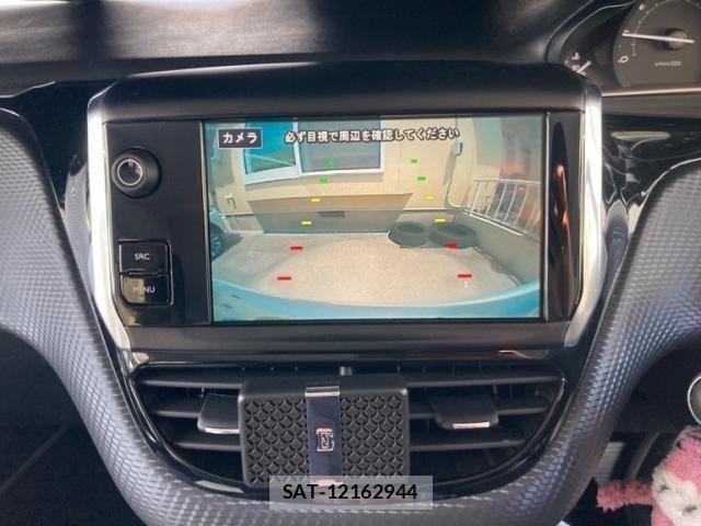 Peugeot 208 2018-05 8316354-17
