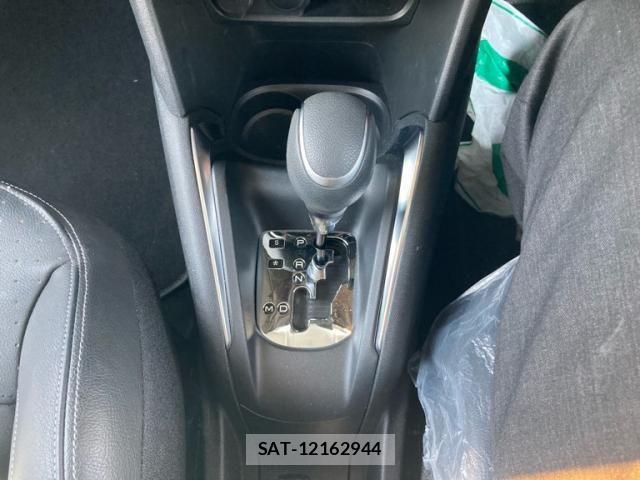 Peugeot 208 2018-05 8316354-19