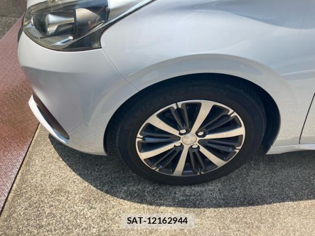 Peugeot 208 2018-05 8316354-4