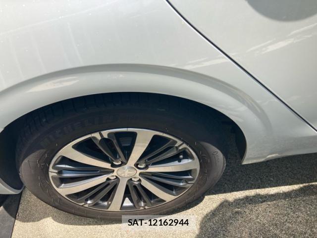 Peugeot 208 2018-05 8316354-7