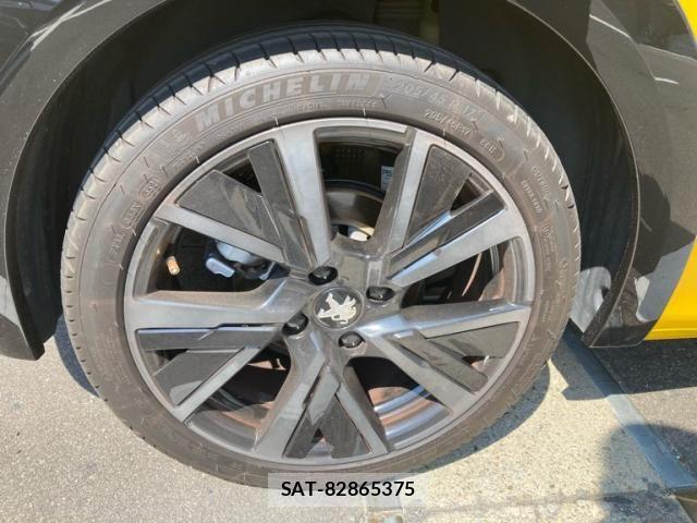 Peugeot 208 2021-12 8316355-11