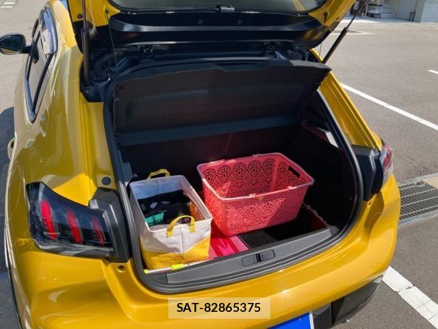 Peugeot 208 2021-12 8316355-14