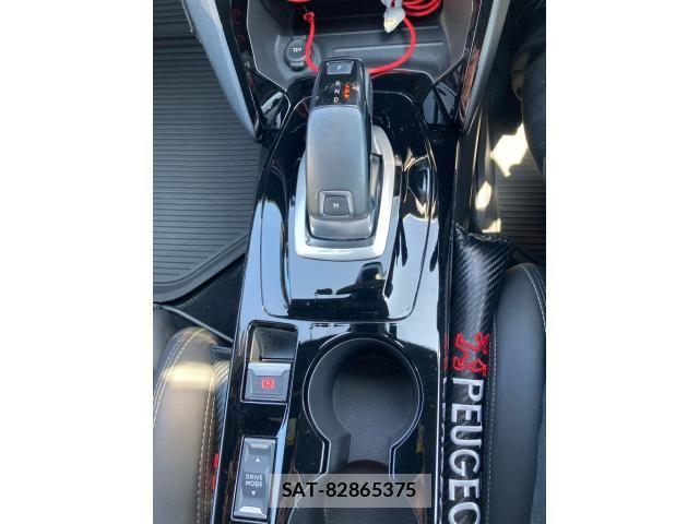 Peugeot 208 2021-12 8316355-25