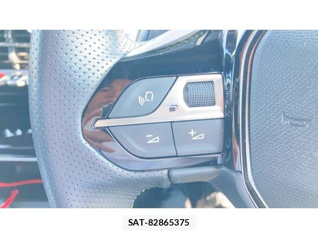 Peugeot 208 2021-12 8316355-29