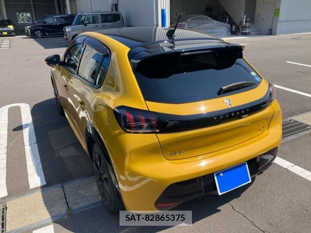 Peugeot 208 2021-12 8316355-5
