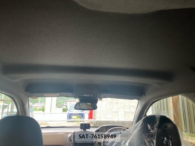 Peugeot 208 2018-02 8368080-12