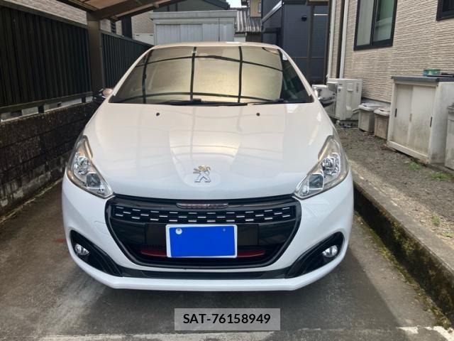 Peugeot 208 2018-02 8368080-2