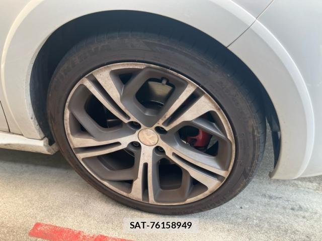 Peugeot 208 2018-02 8368080-6