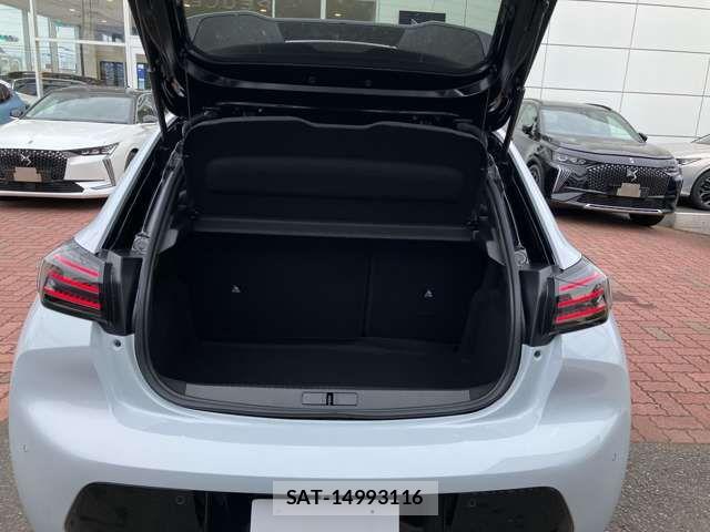 Peugeot 208 2025-11 8368077-13