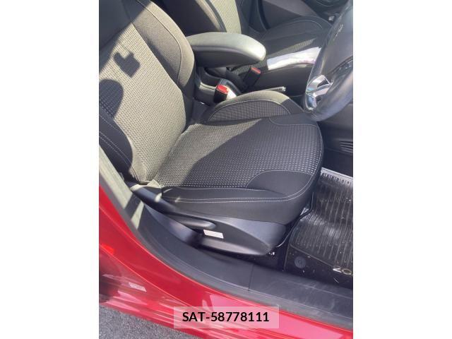Peugeot 208 2018-08 8368079-12