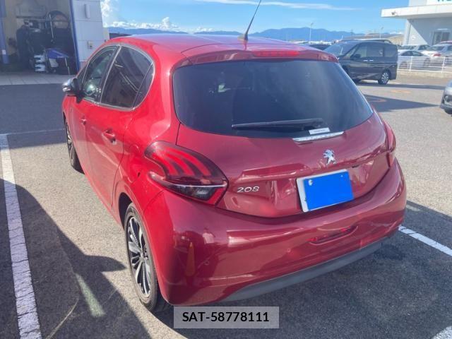 Peugeot 208 2018-08 8368079-3