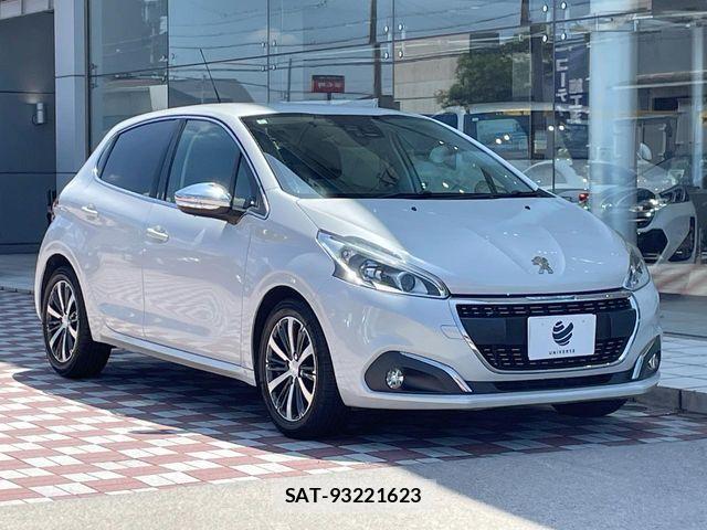 Peugeot 208 2018-05 8368078-13
