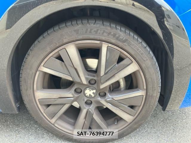 Peugeot 208 2022-06 8372043-5