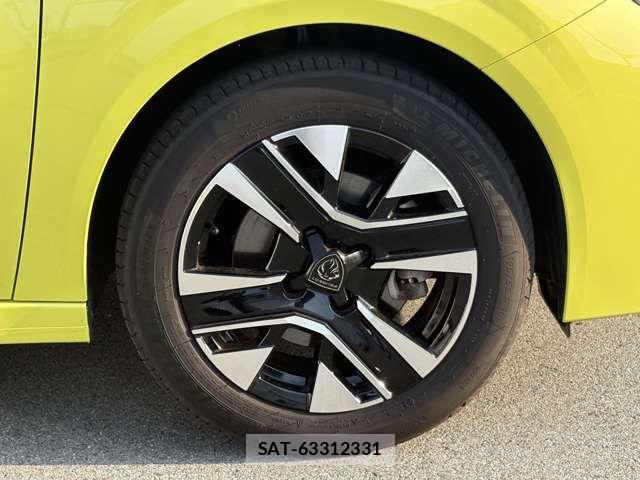 Peugeot 208 2025-03 8526555-8