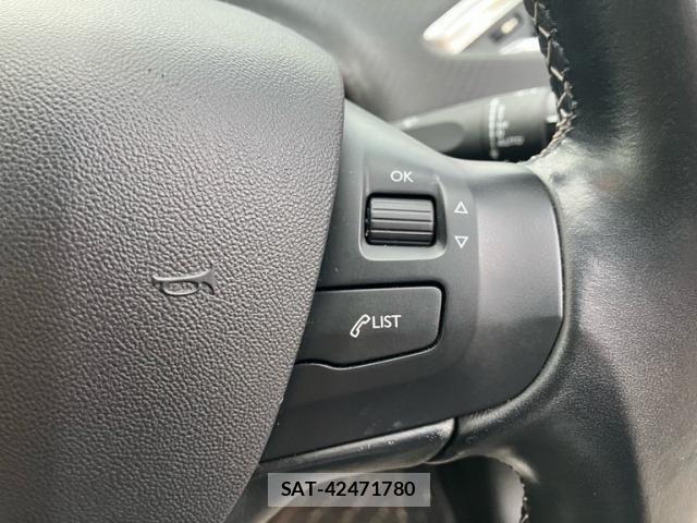 Peugeot 208 2019-09 8526558-16