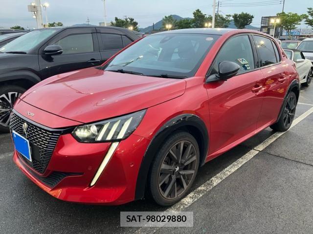 Peugeot 208 2022-03 8563158-1