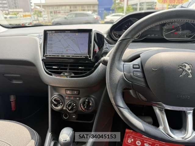 Peugeot 208 2017-09 8563160-19