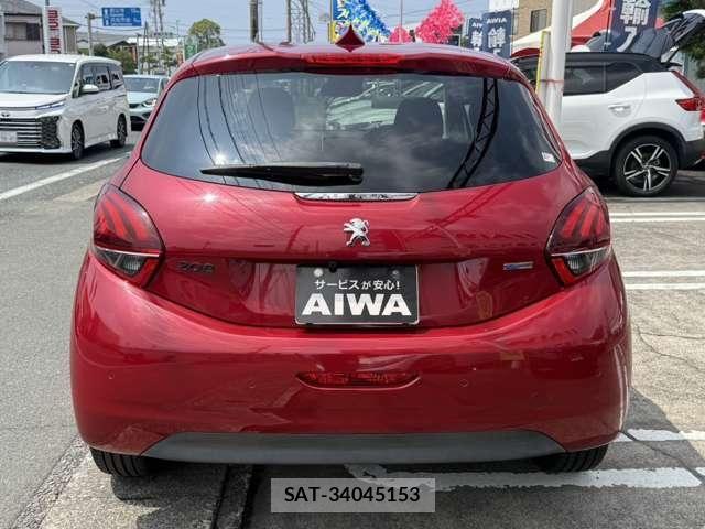 Peugeot 208 2017-09 8563160-3