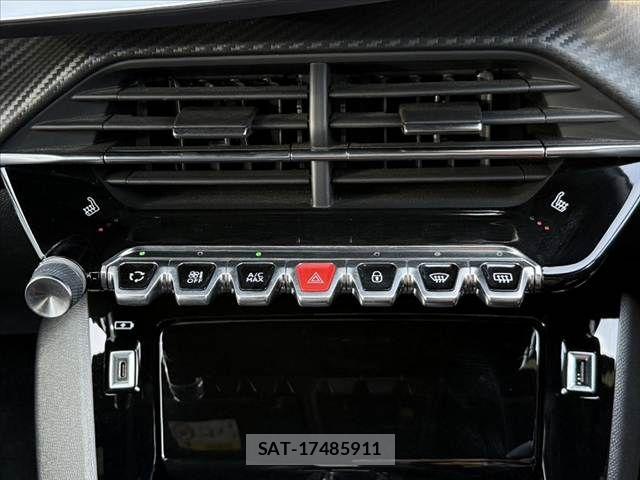 Peugeot 208 2021-11 8563159-24