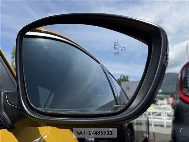 Peugeot 208 2021-11 8563159-28