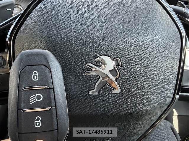 Peugeot 208 2021-11 8563159-2