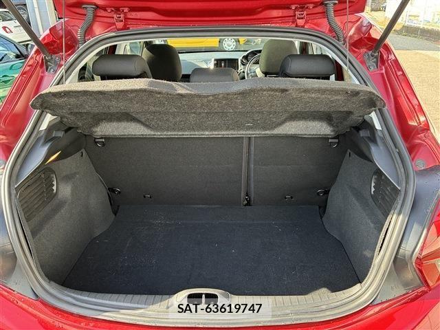 Peugeot 208 2017-05 8628344-13