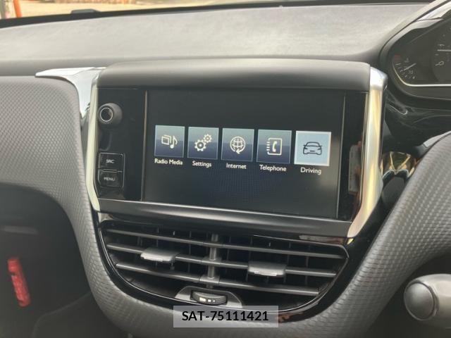 Peugeot 208 2015-12 8660951-13