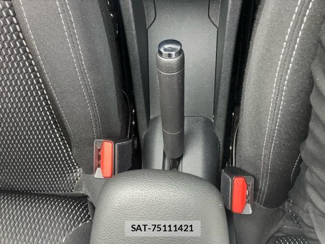Peugeot 208 2015-12 8660951-16
