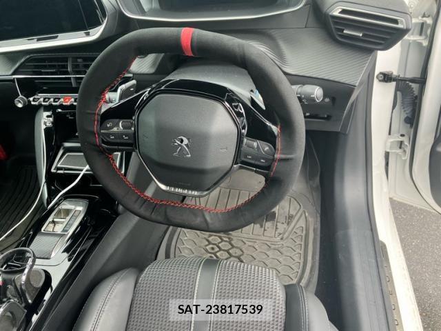 Peugeot 208 2023-09 8660950-12