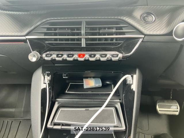 Peugeot 208 2023-09 8660950-16