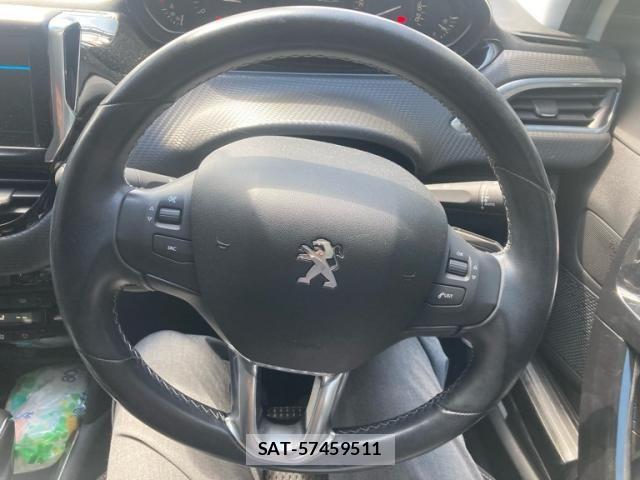 Peugeot 208 2017-09 8666721-13