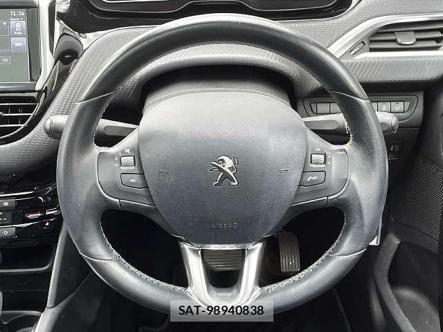 Peugeot 208 2017-03 8686270-4