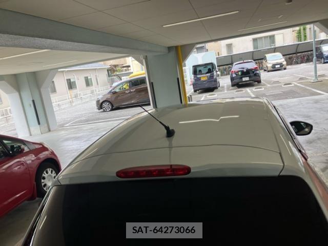 Peugeot 208 2017-09 8686268-7