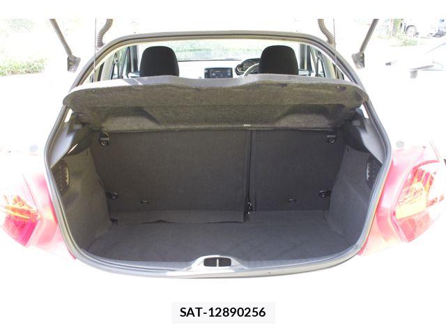 Peugeot 208 2015-08 8745160-19
