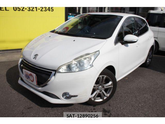 Peugeot 208 2015-08 8745160-4