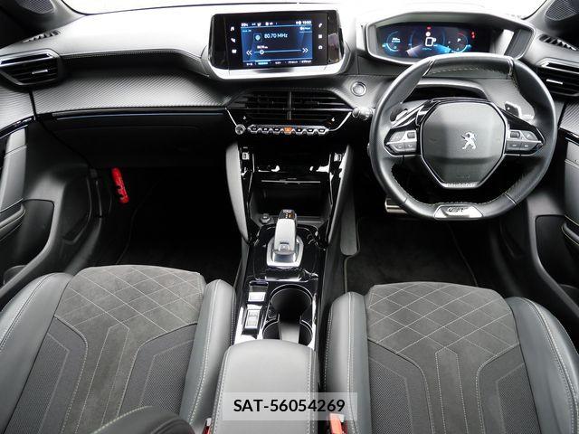 Peugeot 208 2021-12 8745159-10