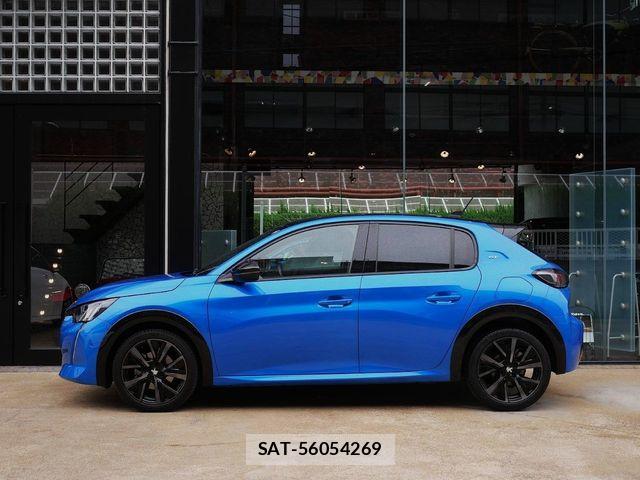 Peugeot 208 2021-12 8745159-14