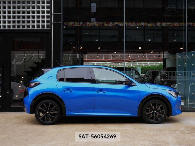 Peugeot 208 2021-12 8745159-3