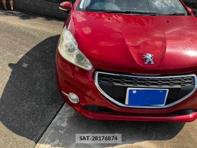 Peugeot 208 2015-09 8745161-2
