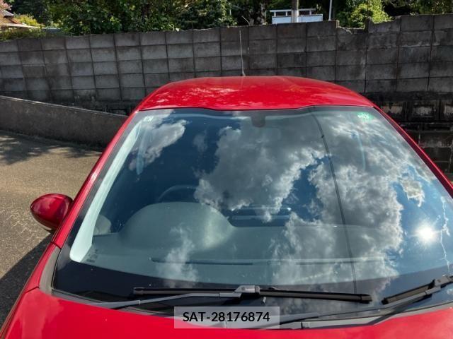 Peugeot 208 2015-09 8745161-3