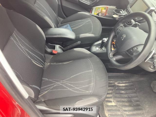 Peugeot 208 2015-09 8745162-14