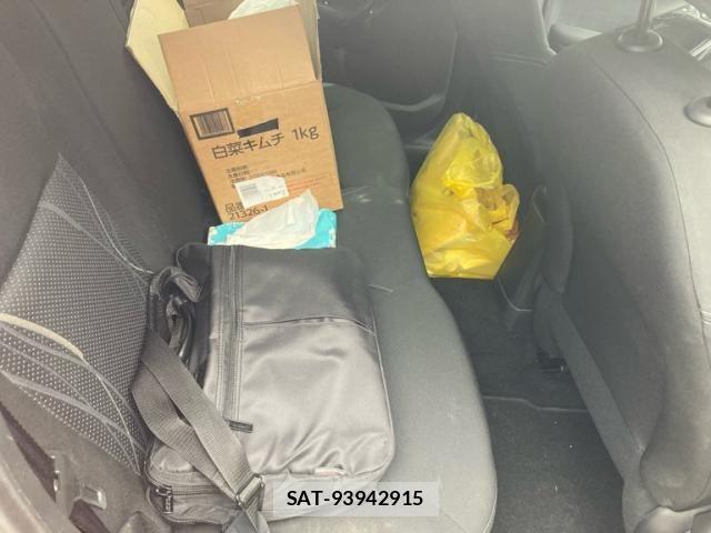 Peugeot 208 2015-09 8745162-16