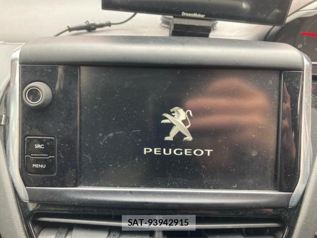 Peugeot 208 2015-09 8745162-23