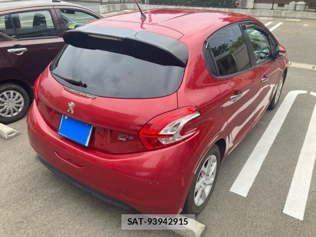 Peugeot 208 2015-09 8745162-5